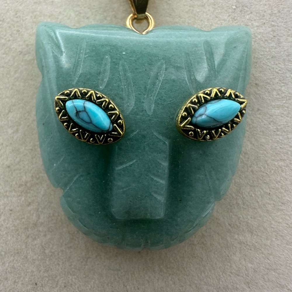 Green Aventurine Panther Pendant Necklace on Stainless Steel Rope Chain - Picture 9 of 9